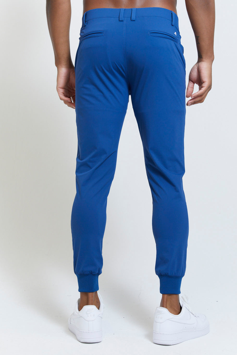 Image of the halliday pull-on jogger in admiral