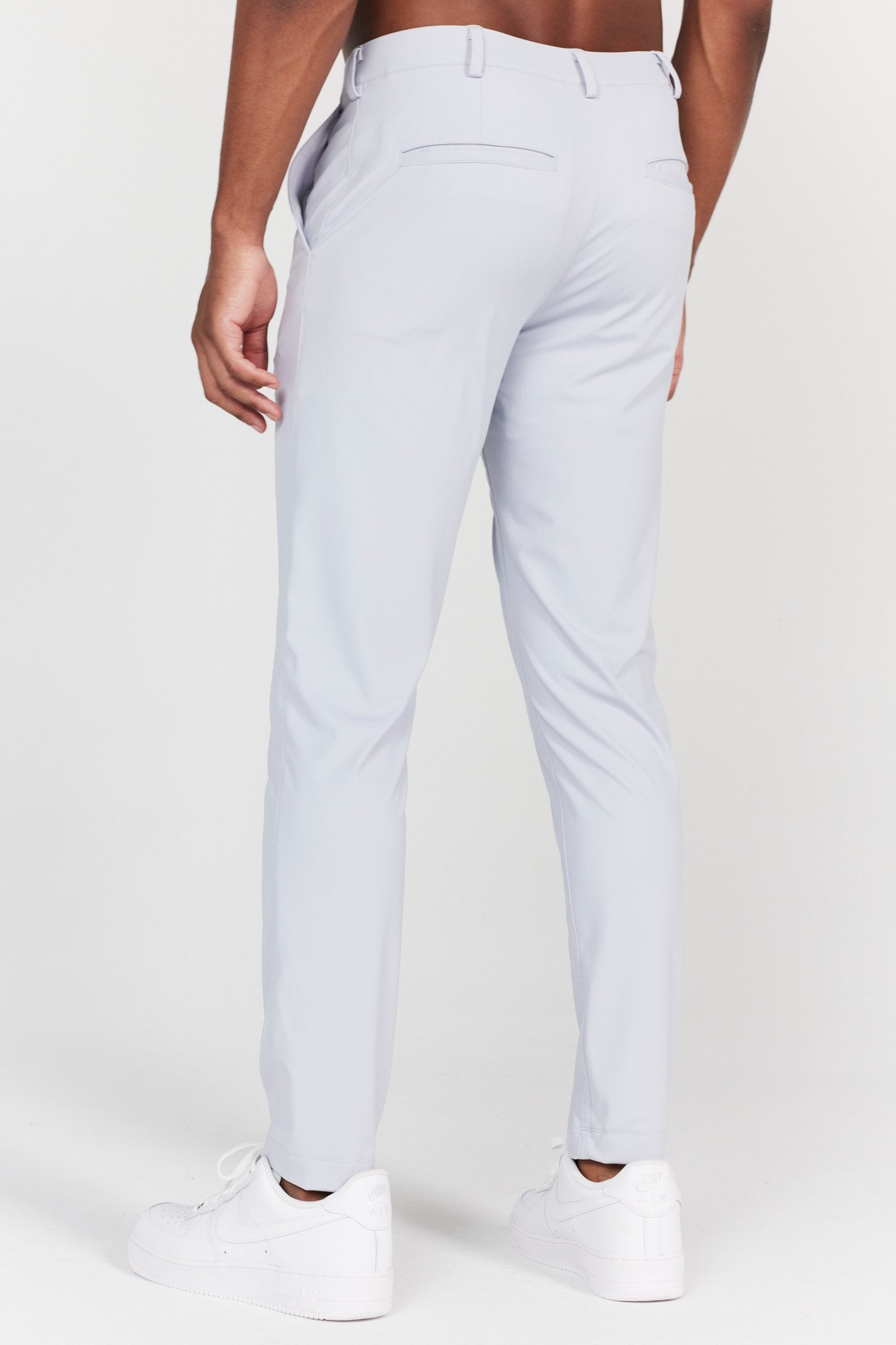Bradley Pull-On Trouser in Gray Micro Chip