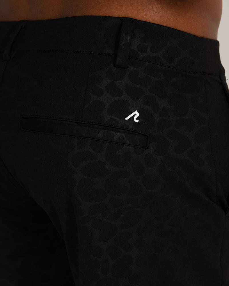 Embossed Varick Pull-On Short in Tuxedo