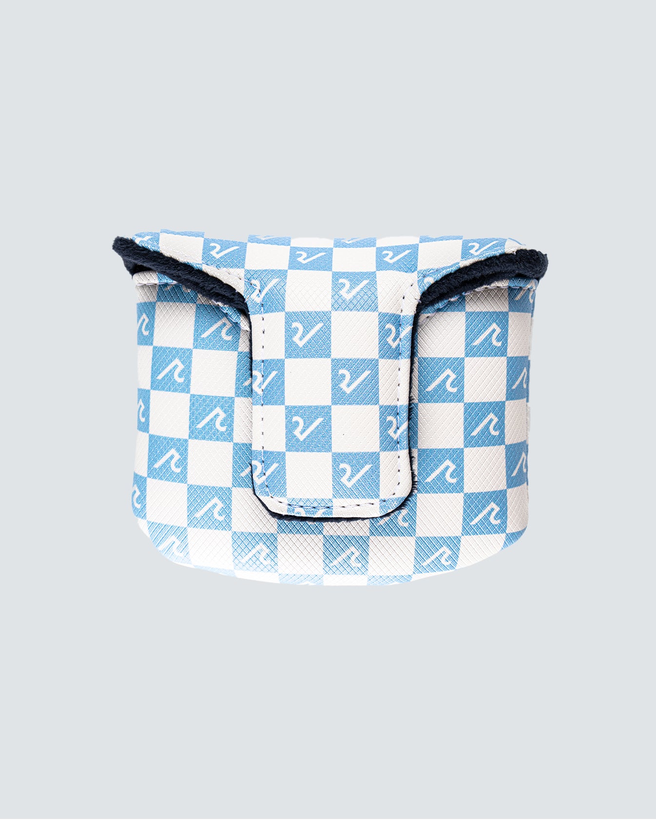 Checkered in Skydiver