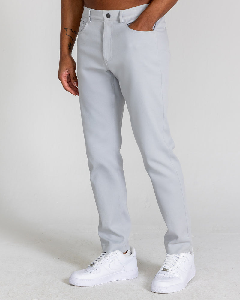 Calvin Pull-On Chino in Glacier Gray