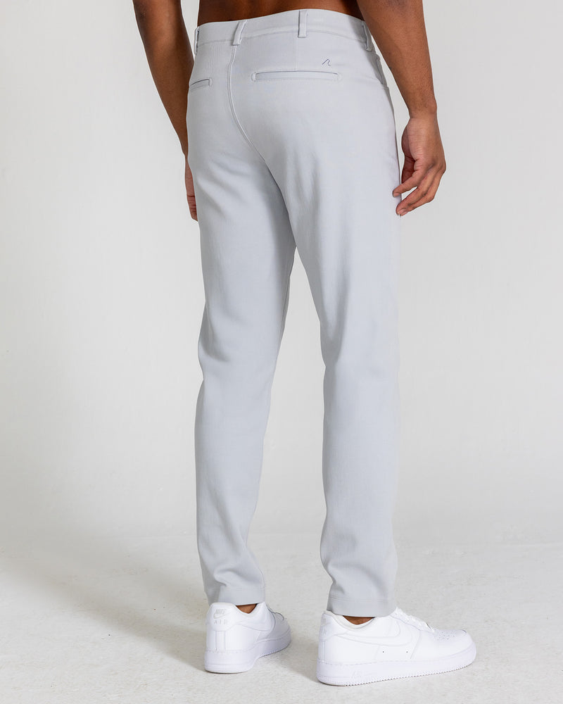 Calvin Pull-On Chino in Glacier Gray