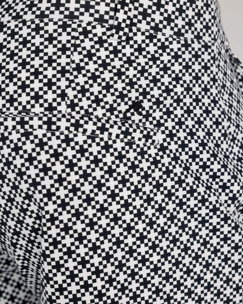 Printed Hanover Pull-On Short Abbott in Bright White/Tuxedo