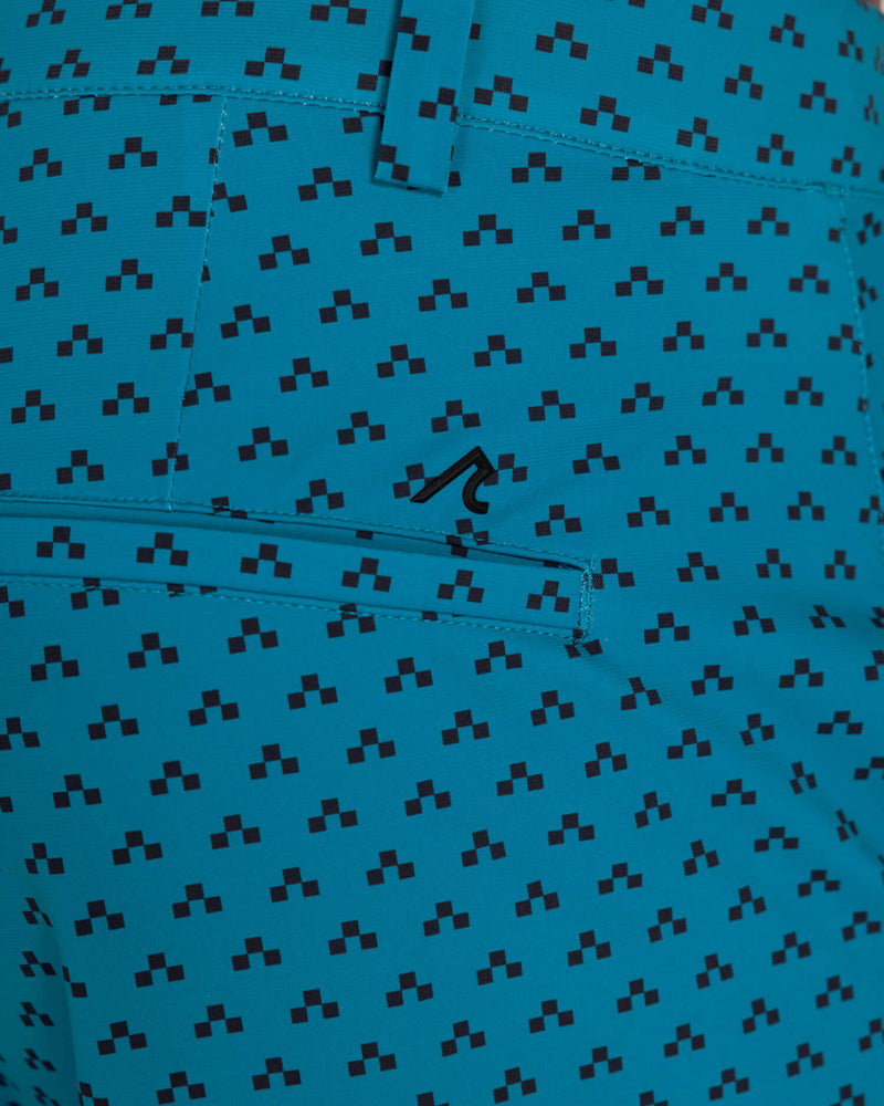 Printed Hanover Pull-On Short Hume in Seaport Multi