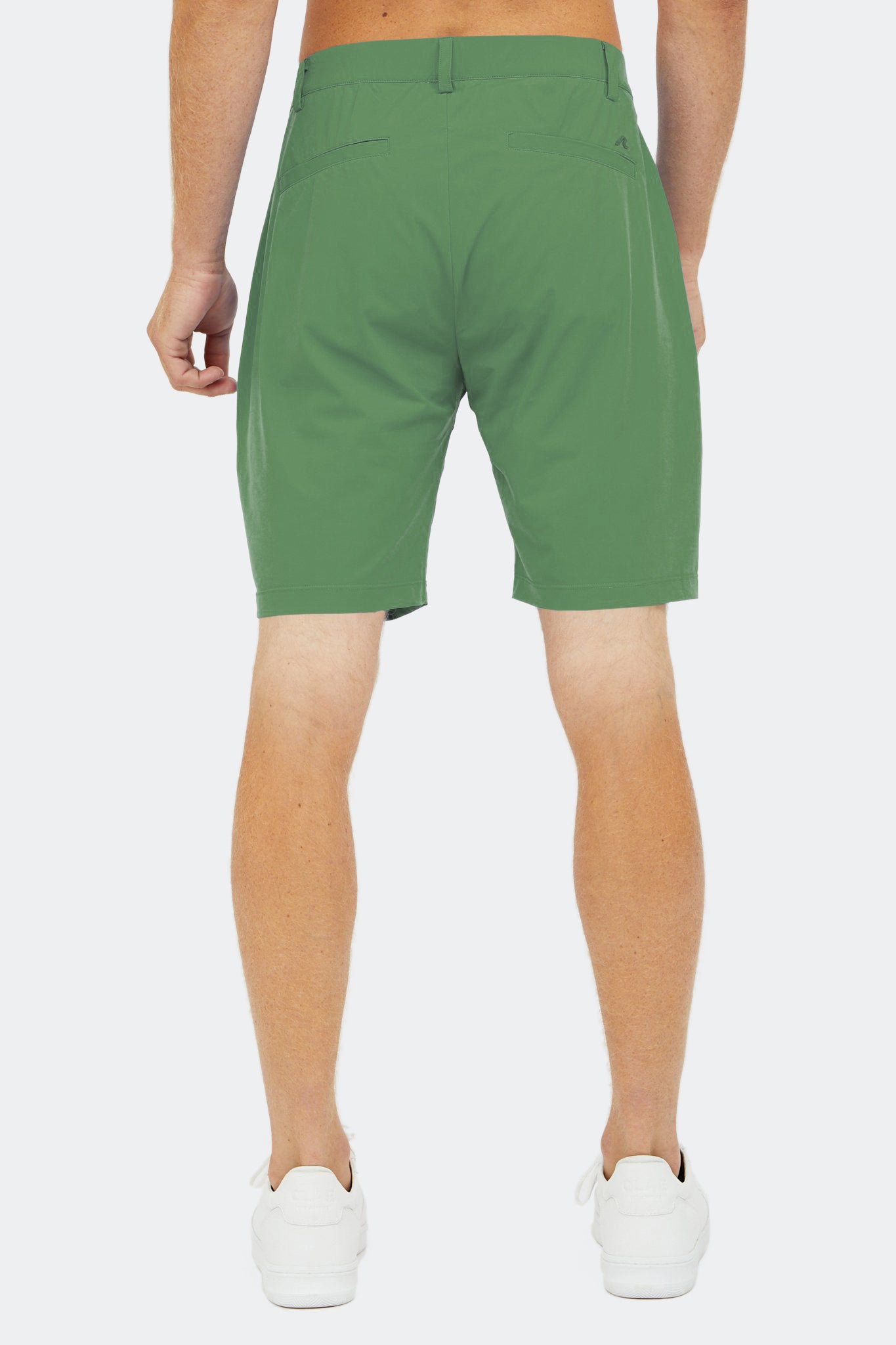 Image of the hanover pull-on golf short in comfrey green