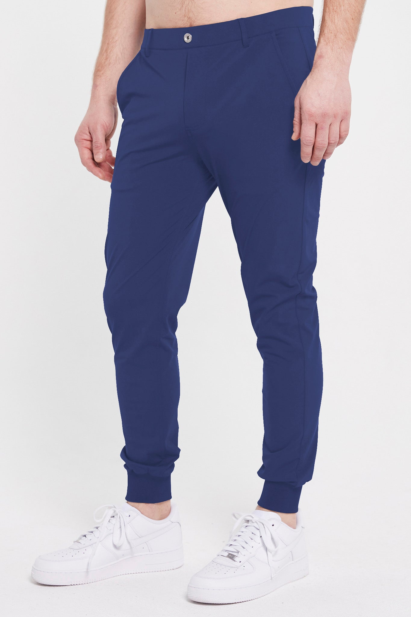 Image of the halliday pull-on jogger in navy 1