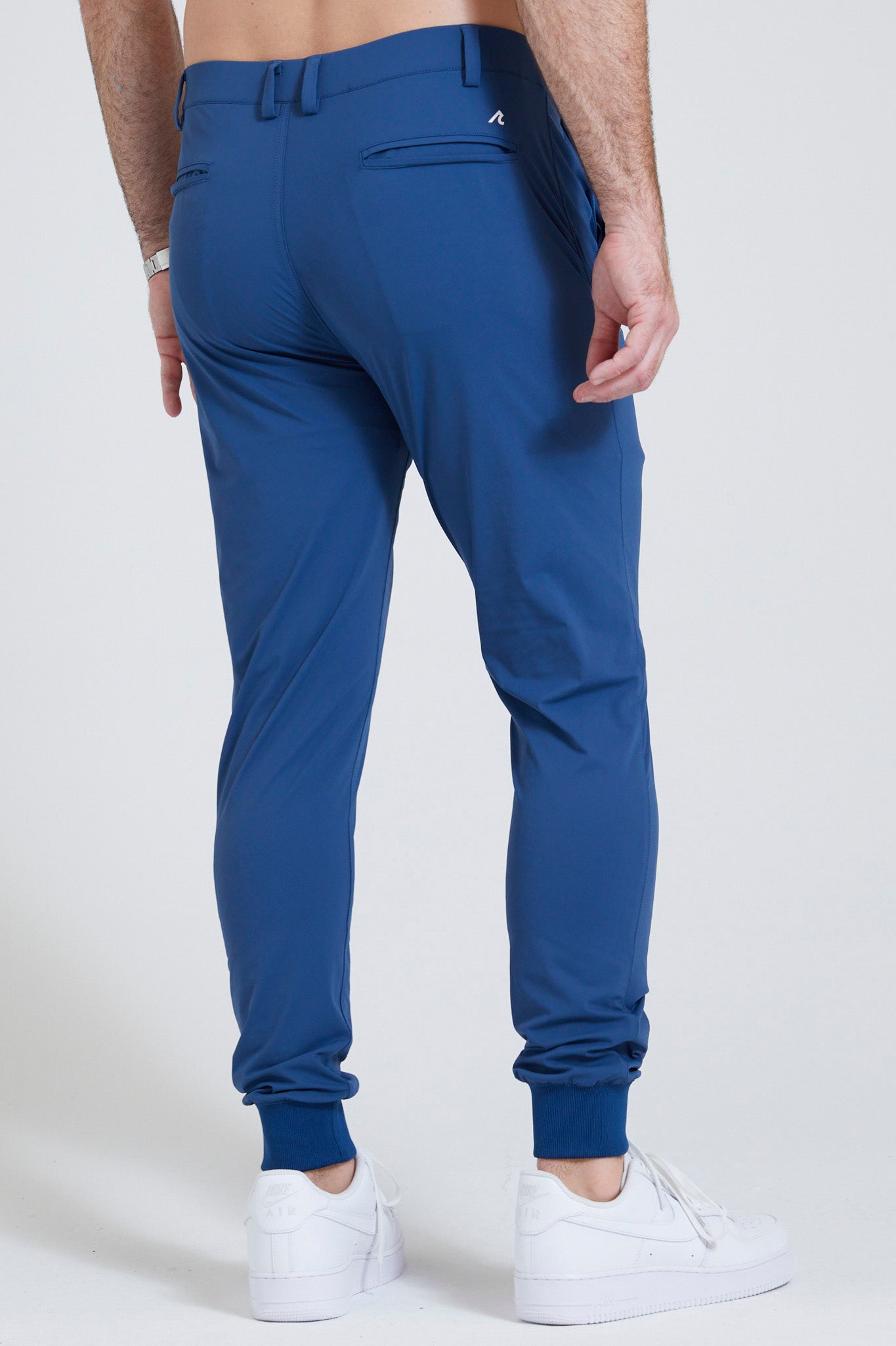 Image of the halliday pull-on jogger in indigo